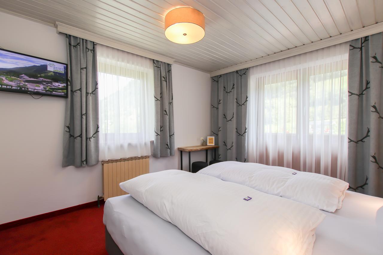 Hotel Gasthof Baerenwirt Fusch an der Grossglocknerstrasse Exterior foto